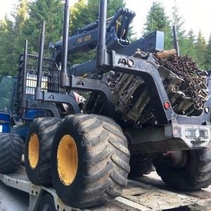 foto 18t vyvážečka Rottne F15C